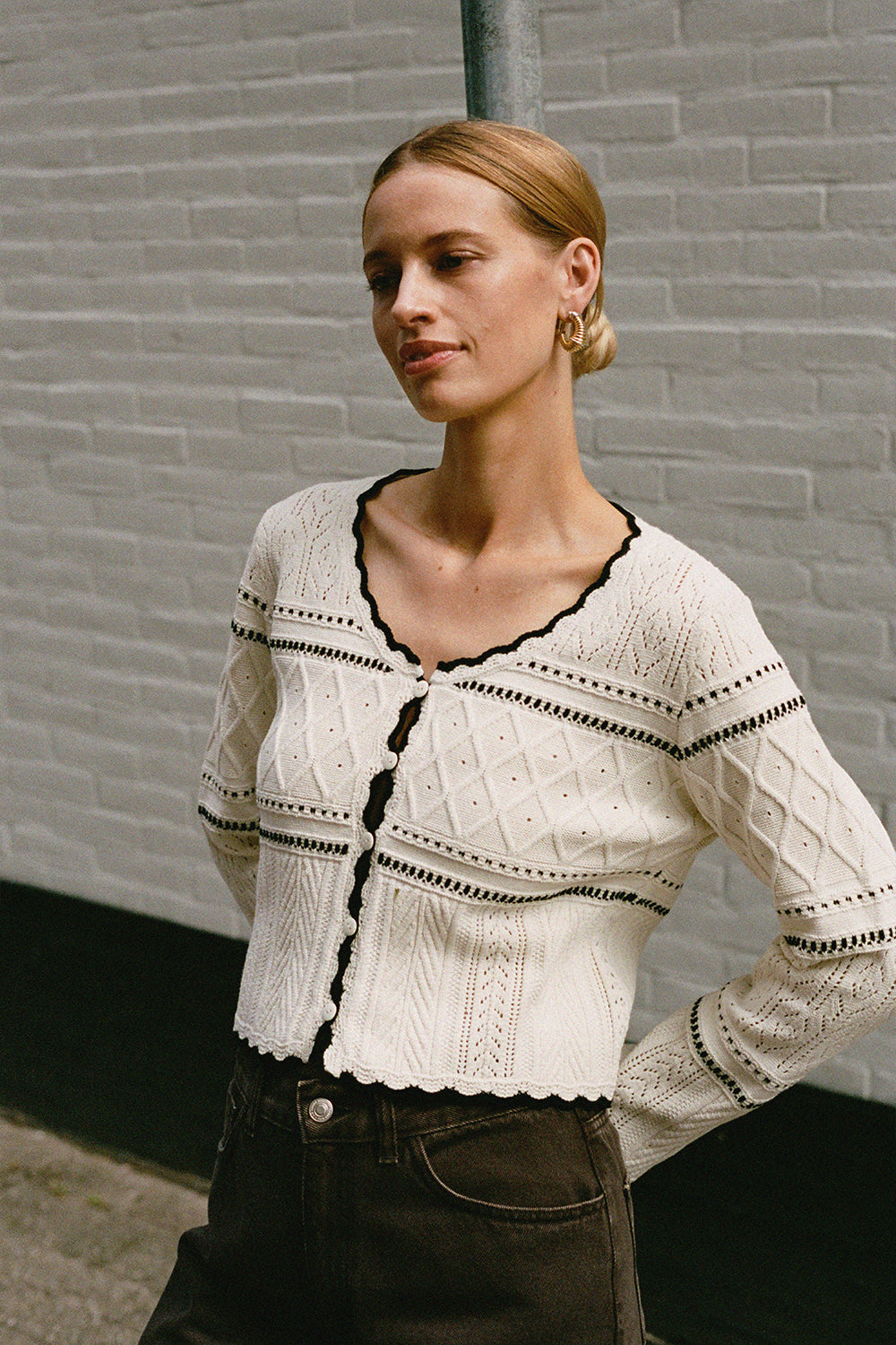 TESSA CARDIGAN GEBROCHENES WEISS