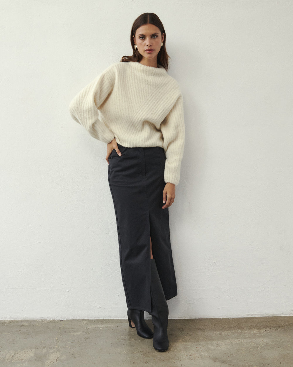 SWETER WEŁNIANY CALLS