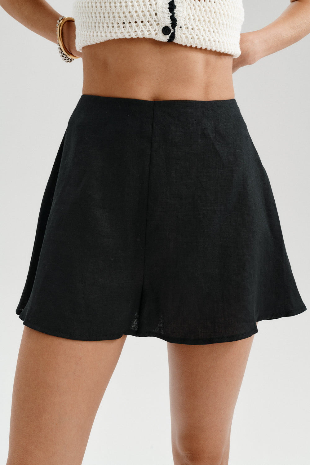 UMA SHORTS BLACK