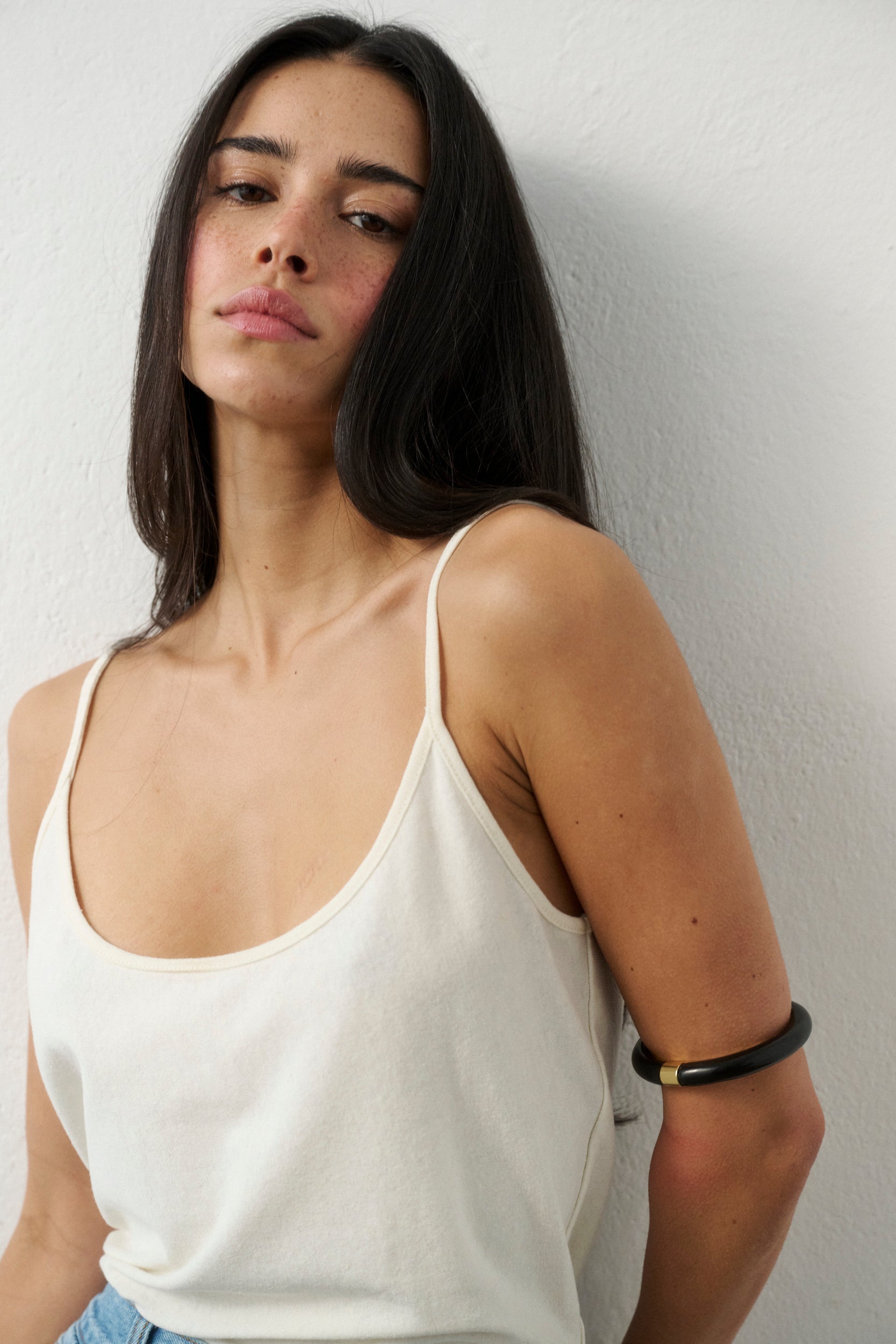 YU TOP WHITE