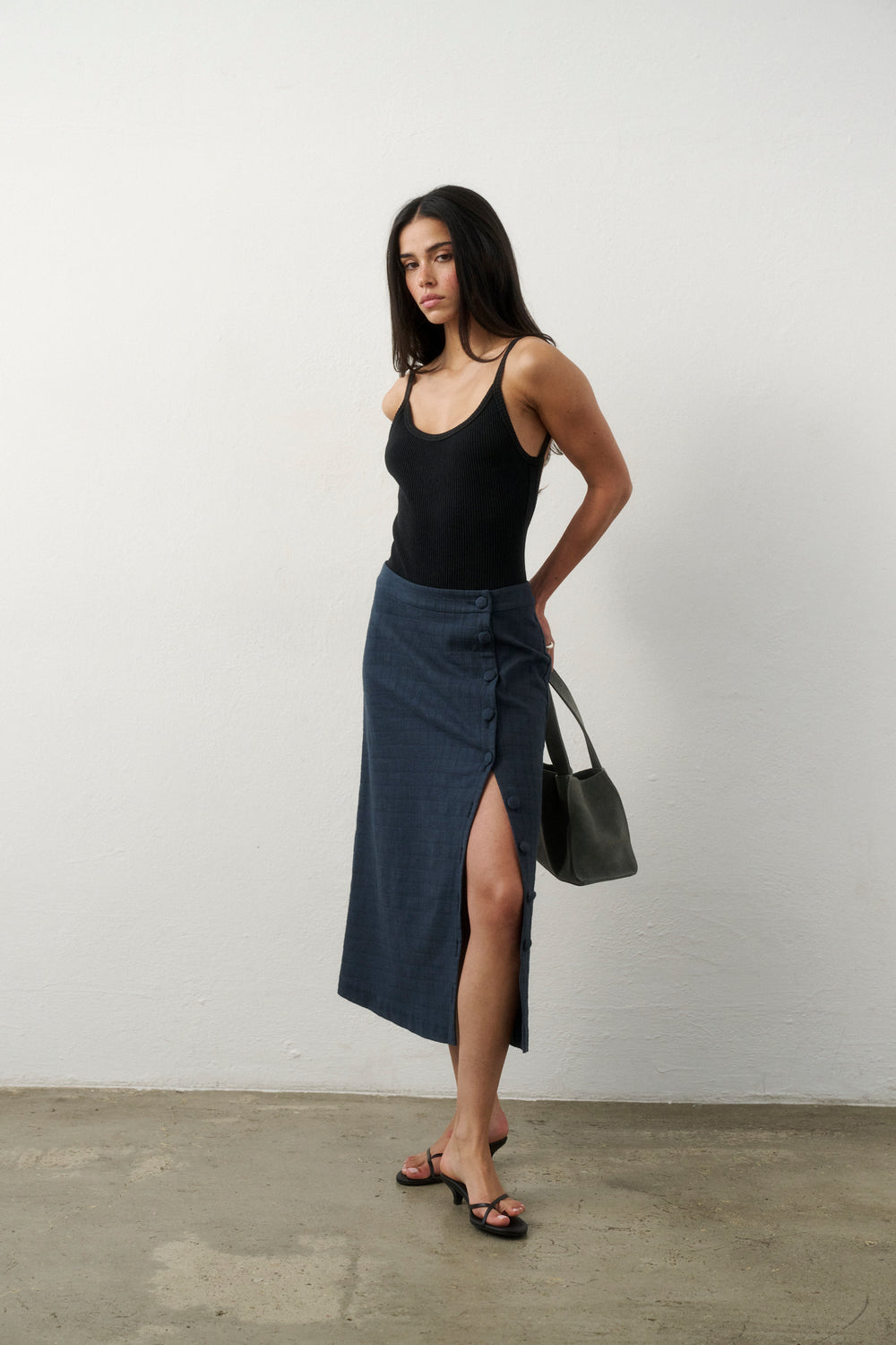 FROM LA MIDI SKIRT GRAPHITE