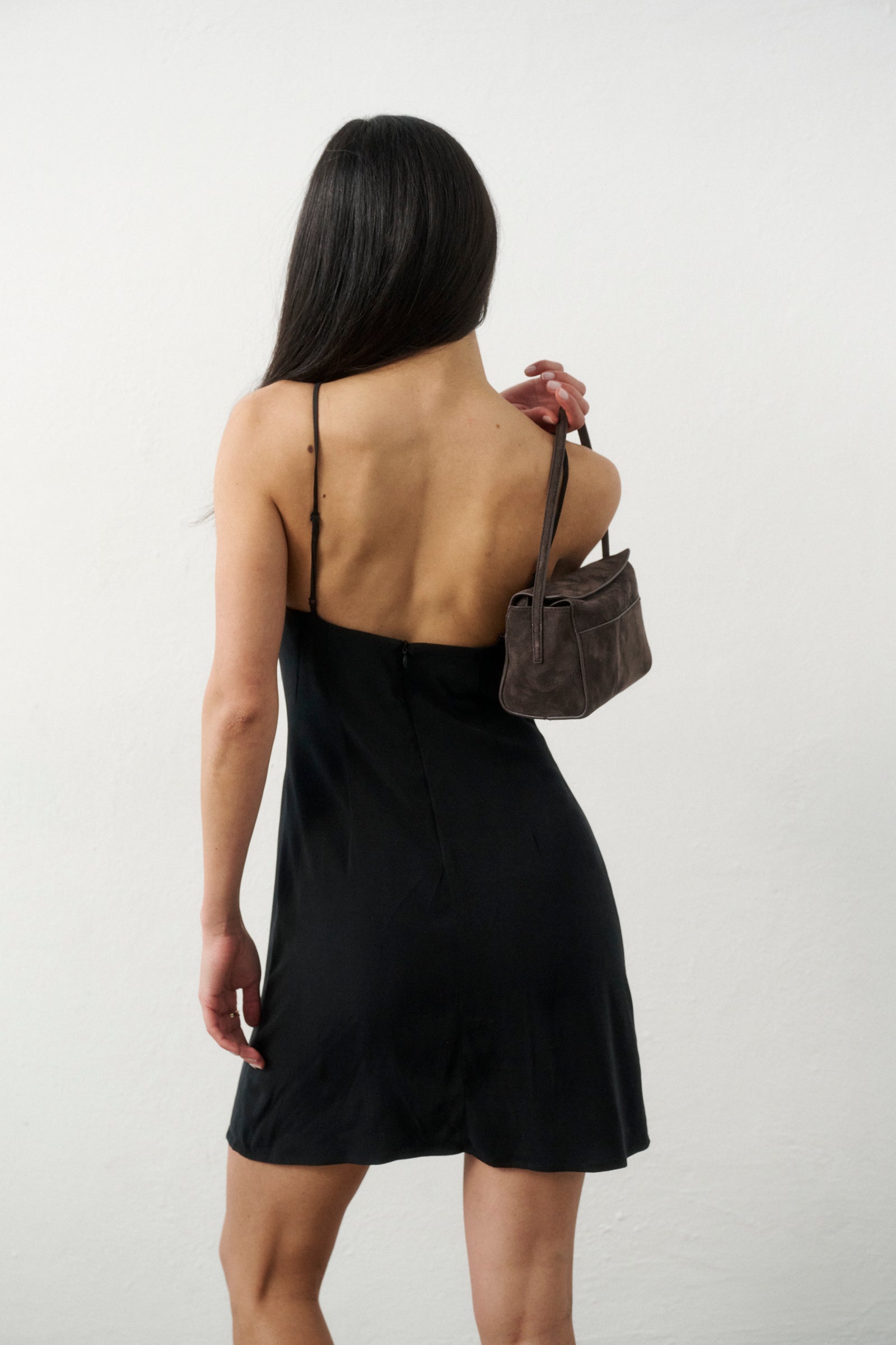 ROBE COURT NOIRE
