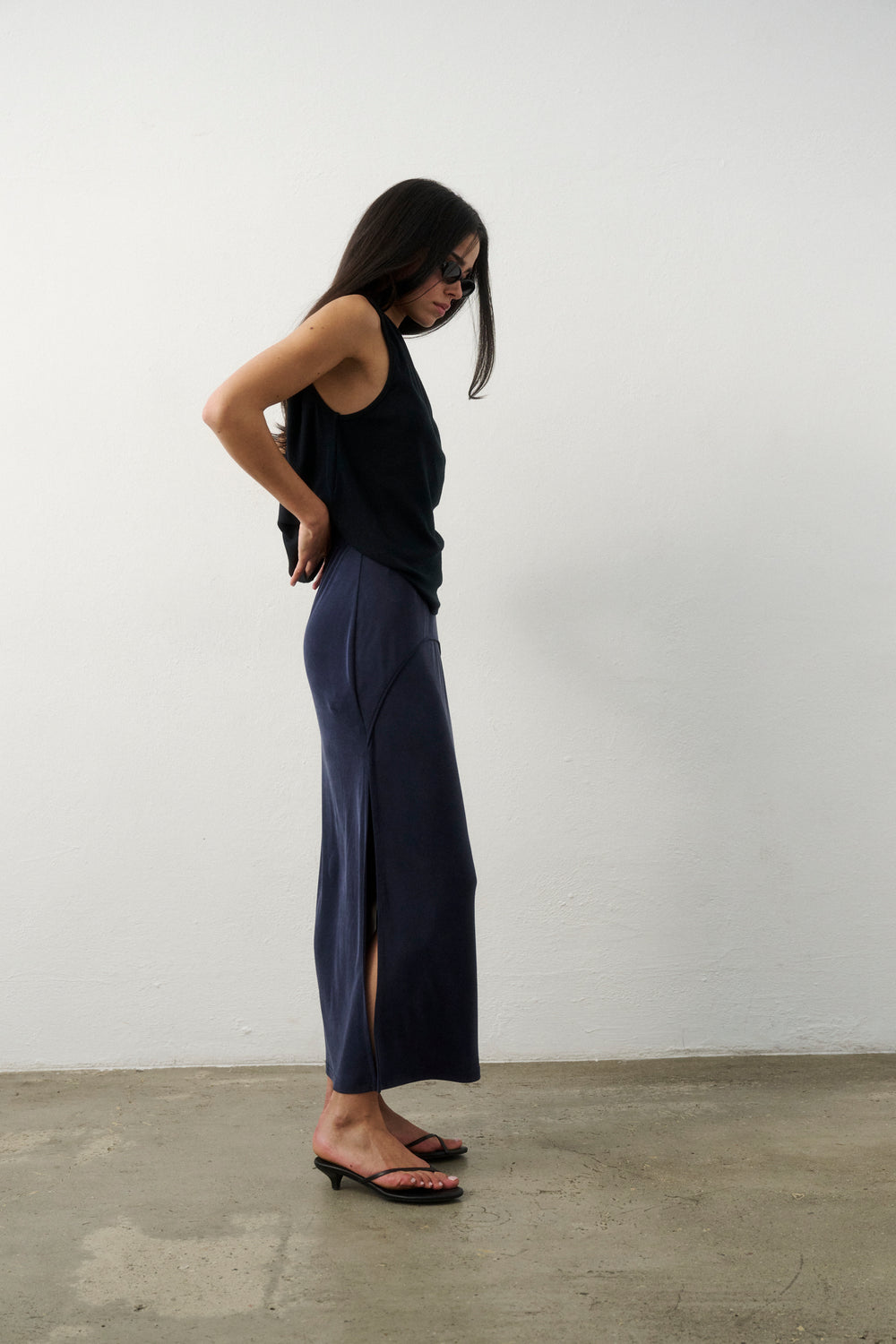 COMMON SKIRT NAVY