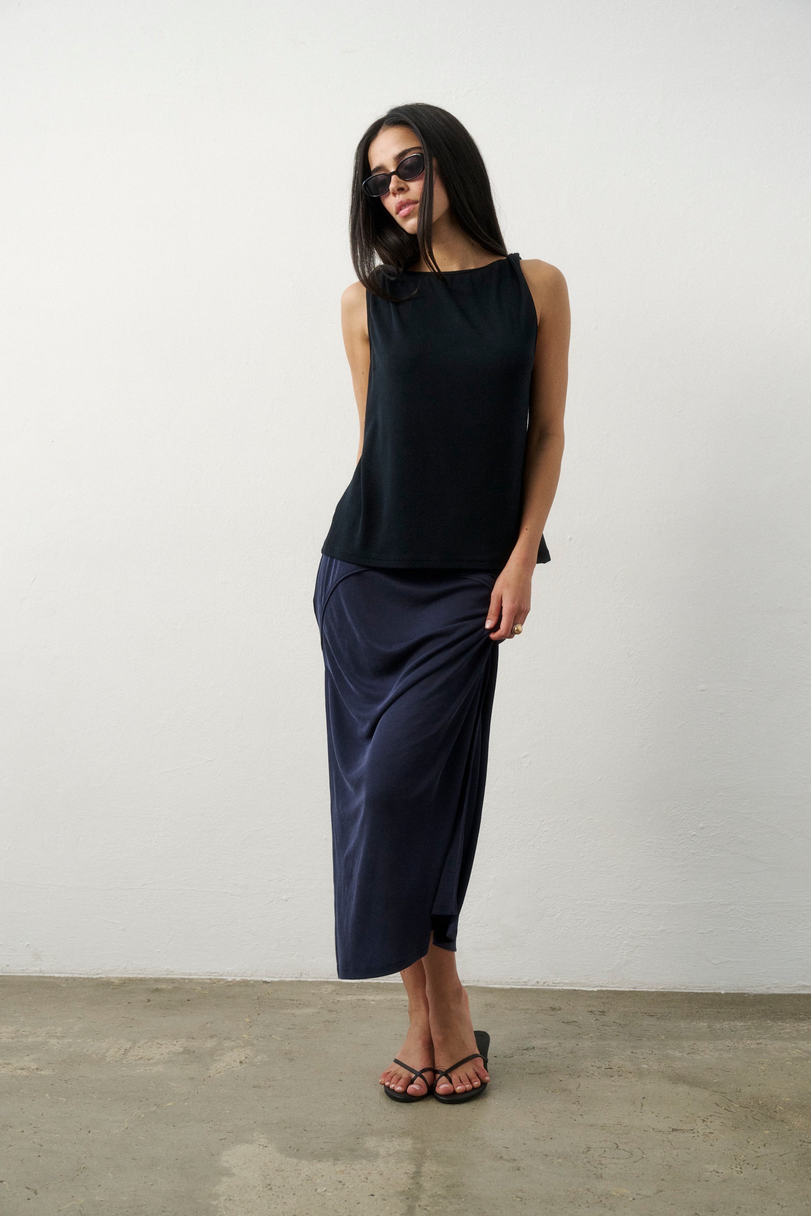 TOP BISSET BLACK