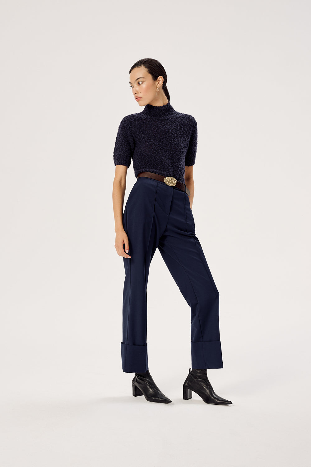 INSPIRED SWEATER NAVY