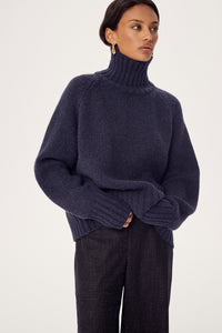 GOLF WEŁNIANY REIGN NAVY
