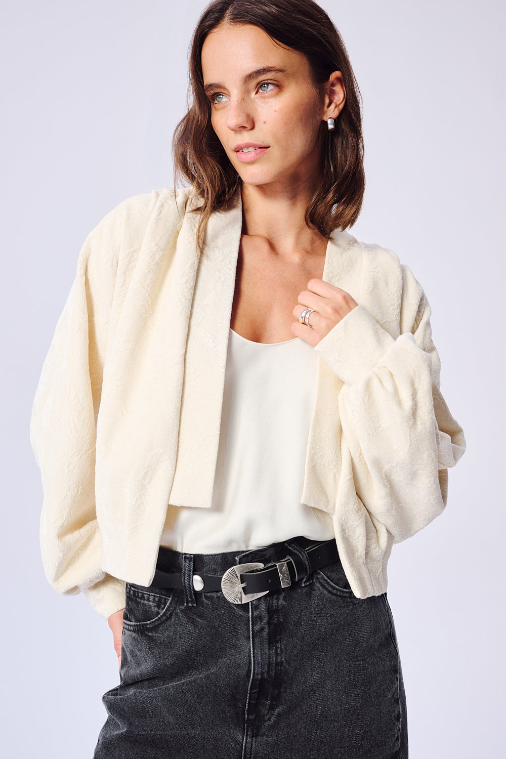 MUST ECRU-JACKE