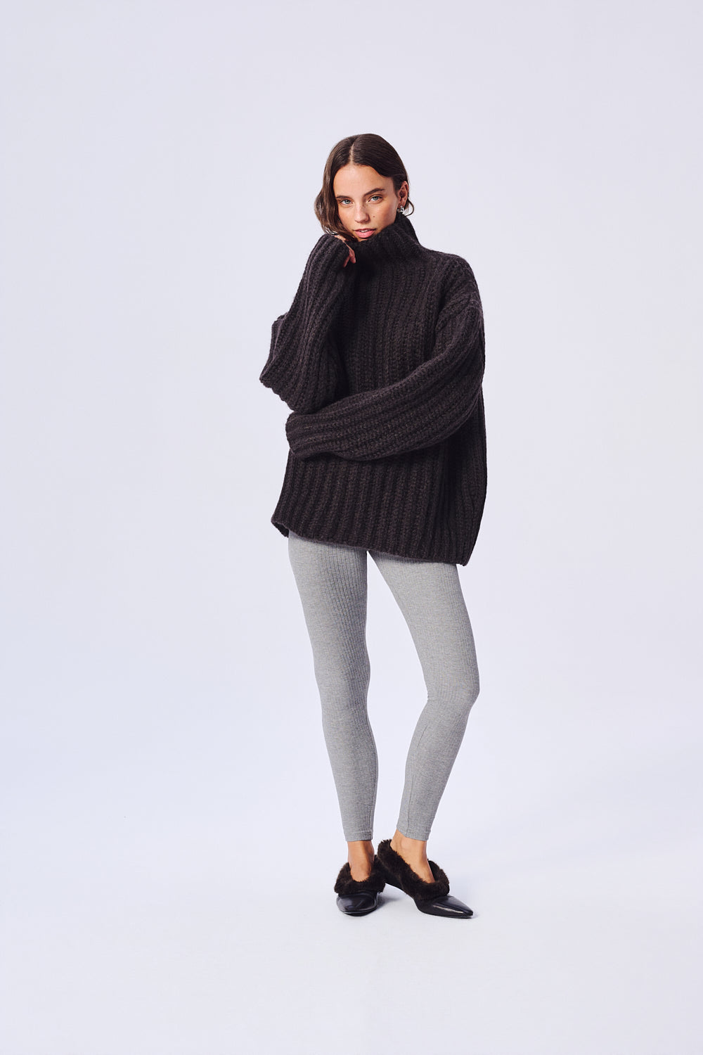 LEGGINGS TRÄUFELN GRAU