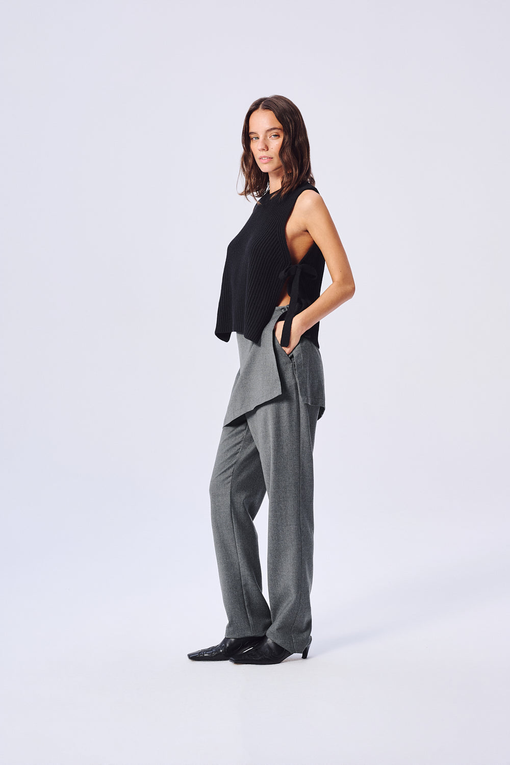 GIVING WOOL PANTS WITH DETACHABLE SKIRT