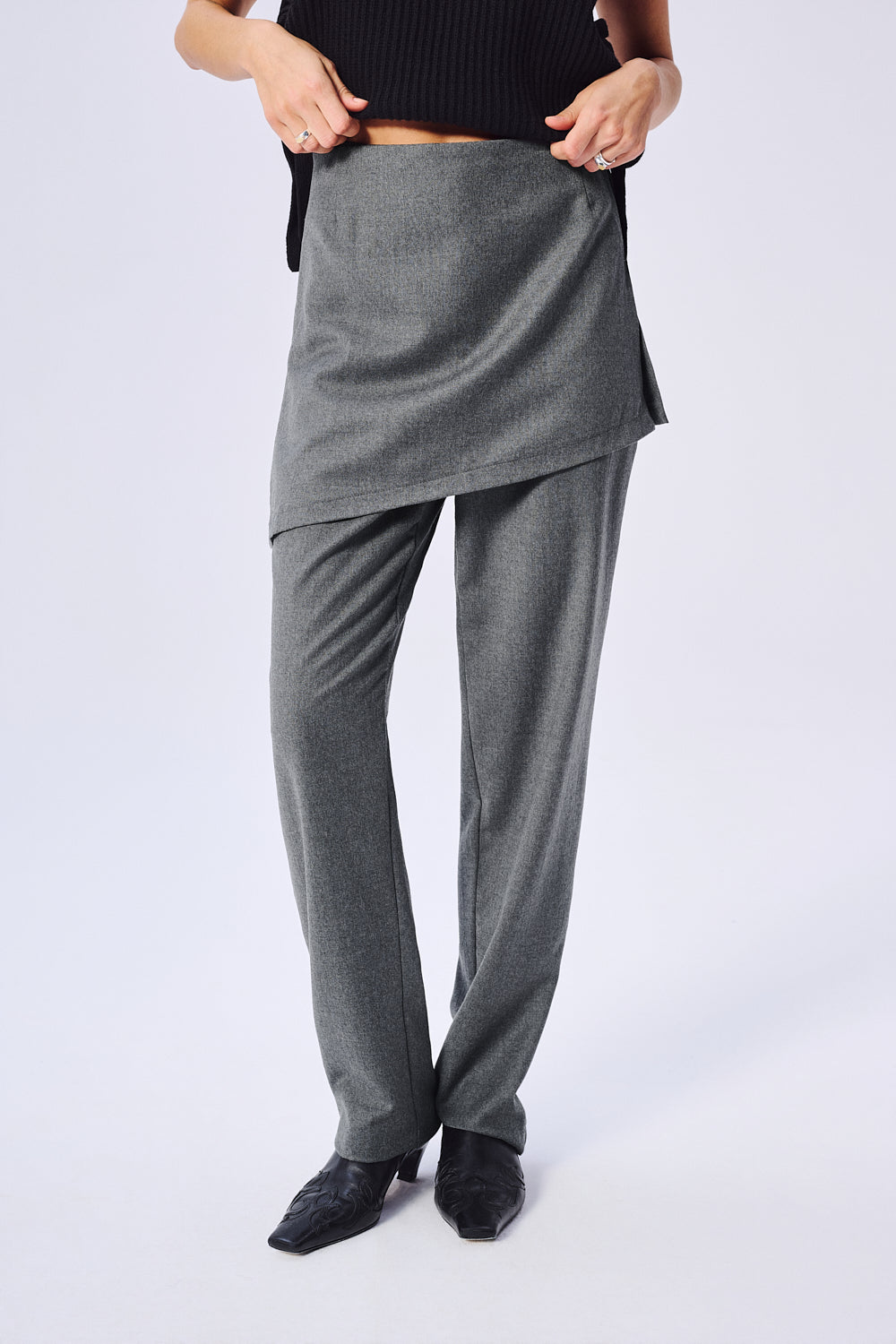 GIVING WOOL PANTS WITH DETACHABLE SKIRT