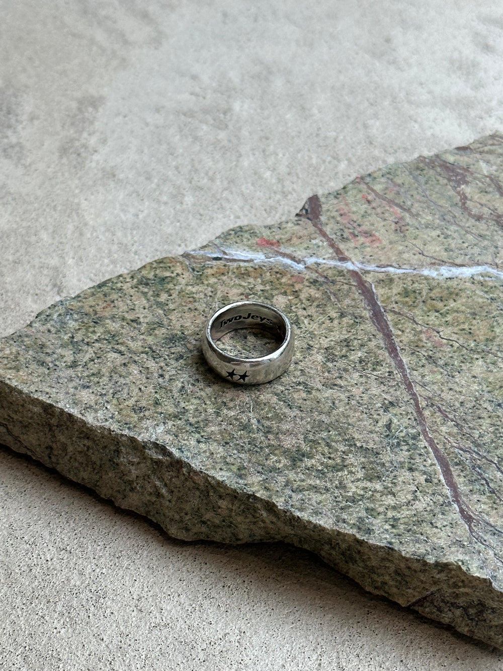 TwoJeys SIGNATURE RING