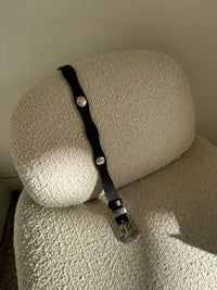 PASEK SKÓRZANY RIVET CZARNY ZE SREBRNYMI NITAMI