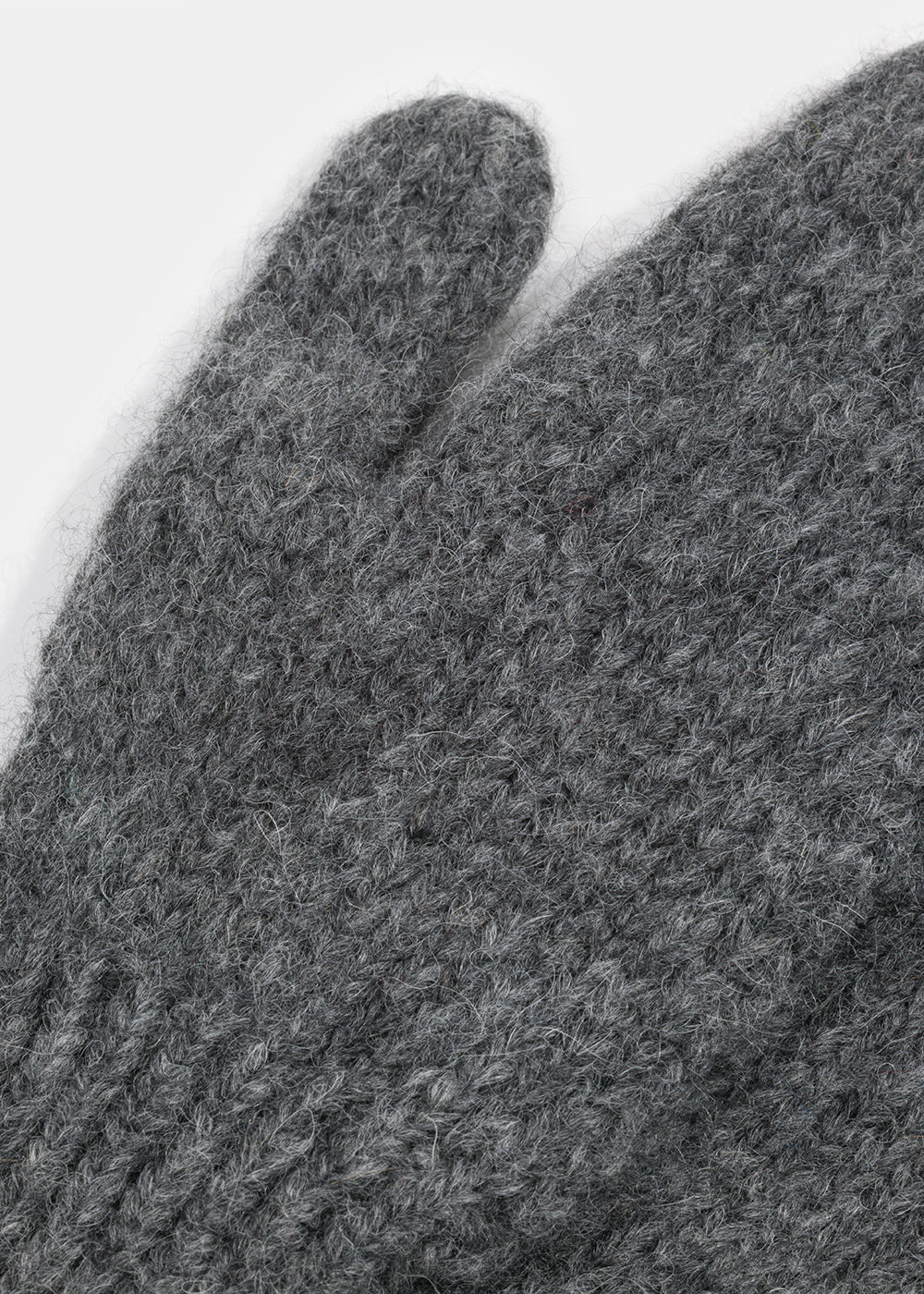SNUG WOOLEN MITTENS GRAPHITE