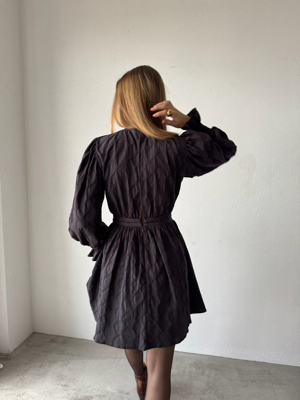 LAYLA DRESS GRAPHITE