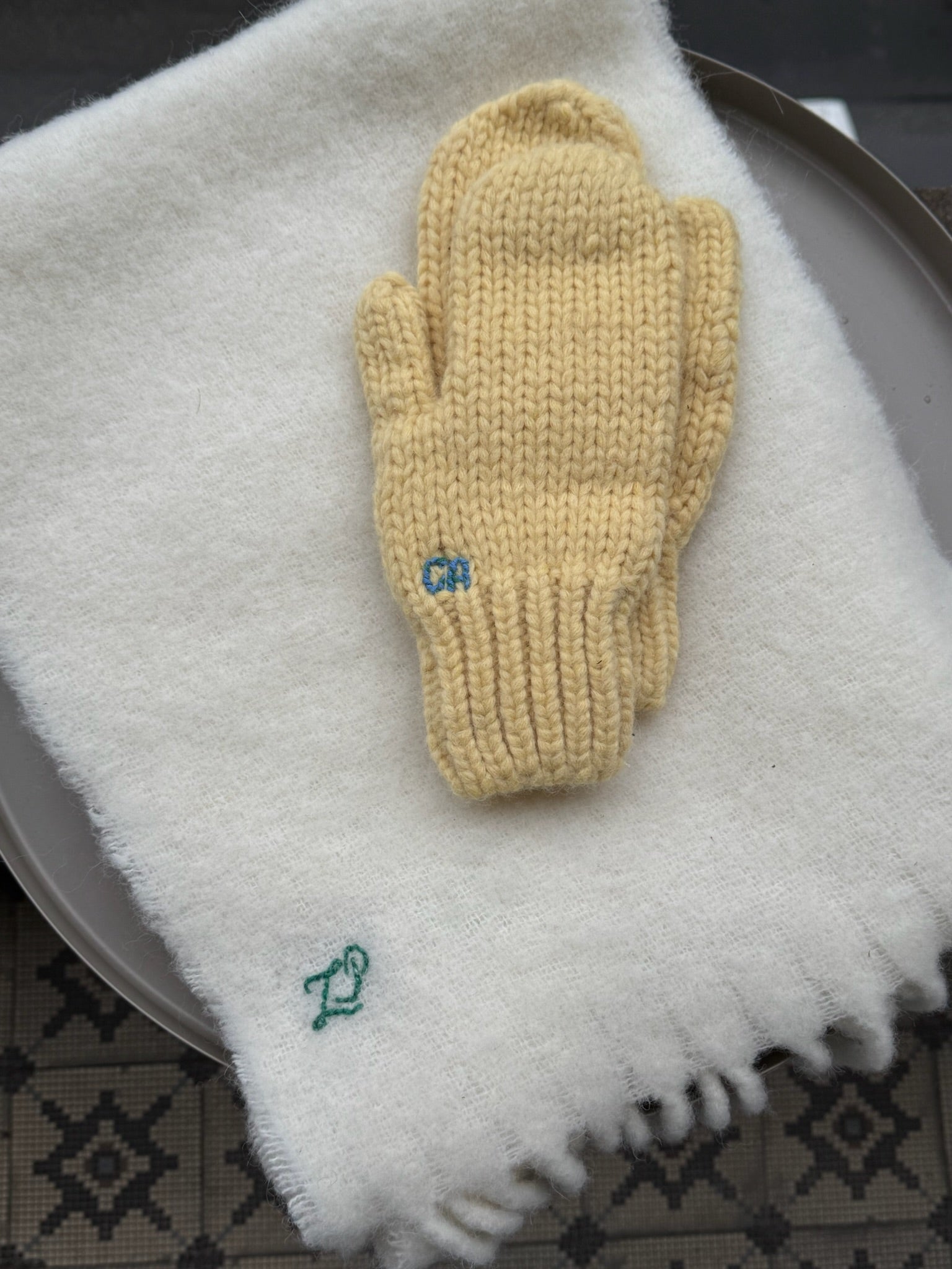 SZALIK WEŁNIANY ORLANDO