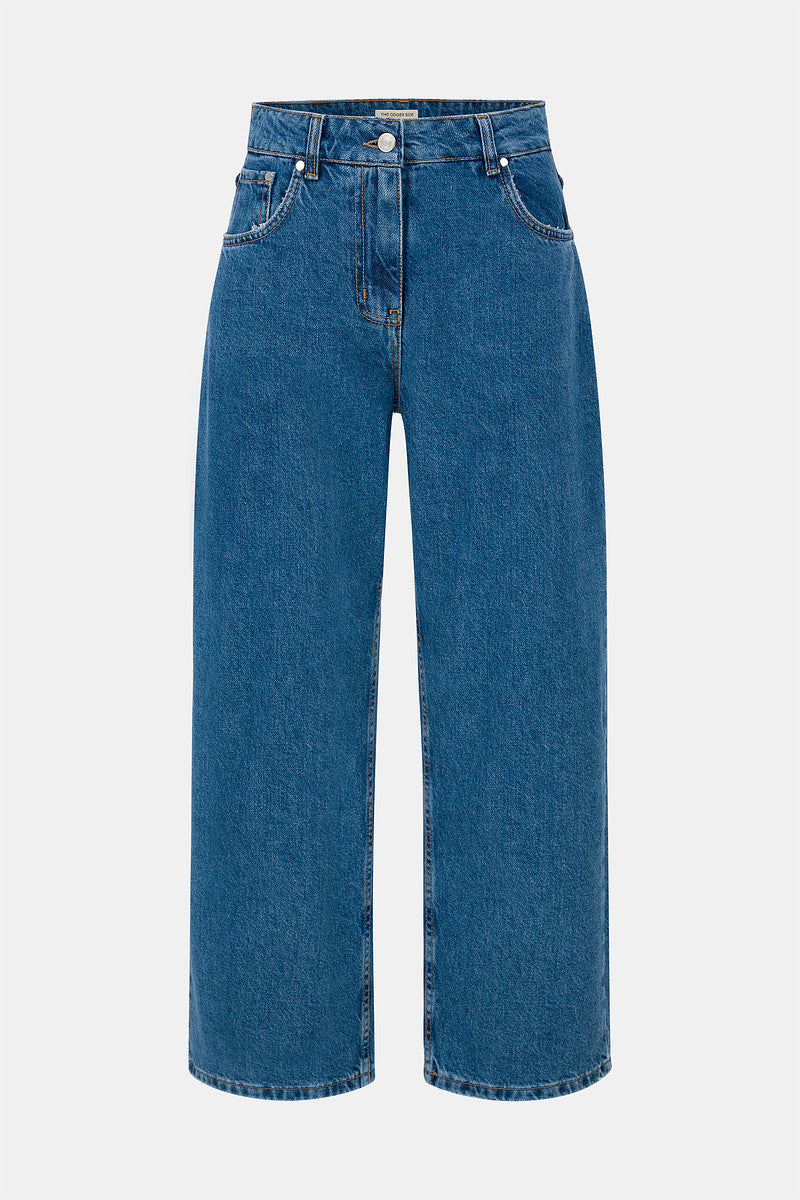 JEANS CEO FREUND NAVY