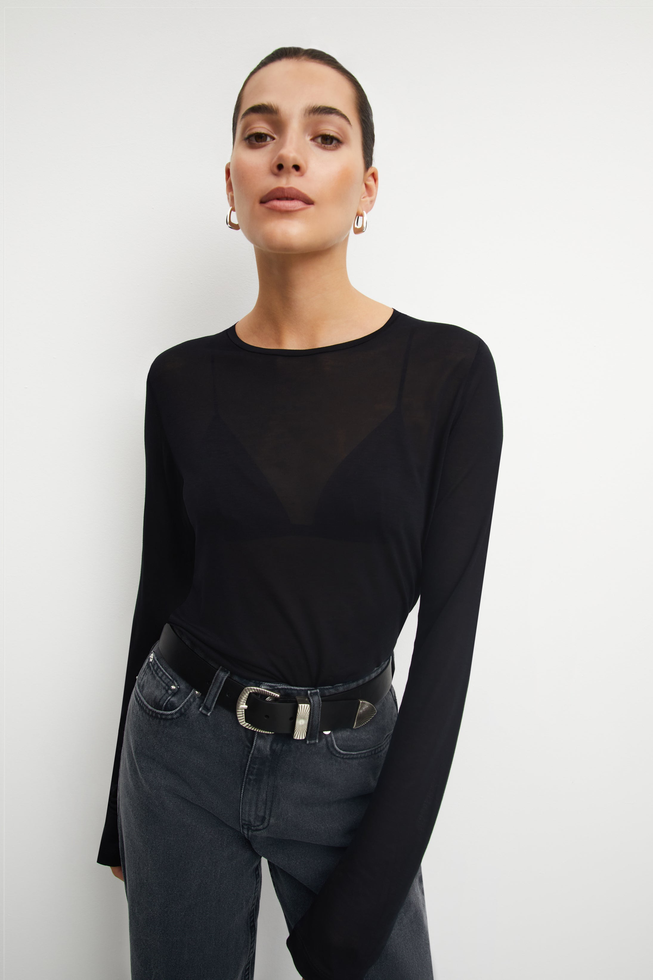 type W grateful / essential black　stina Glany Steady's 8 dziurek czarne gruba podeszwa - Sklep RockGlany